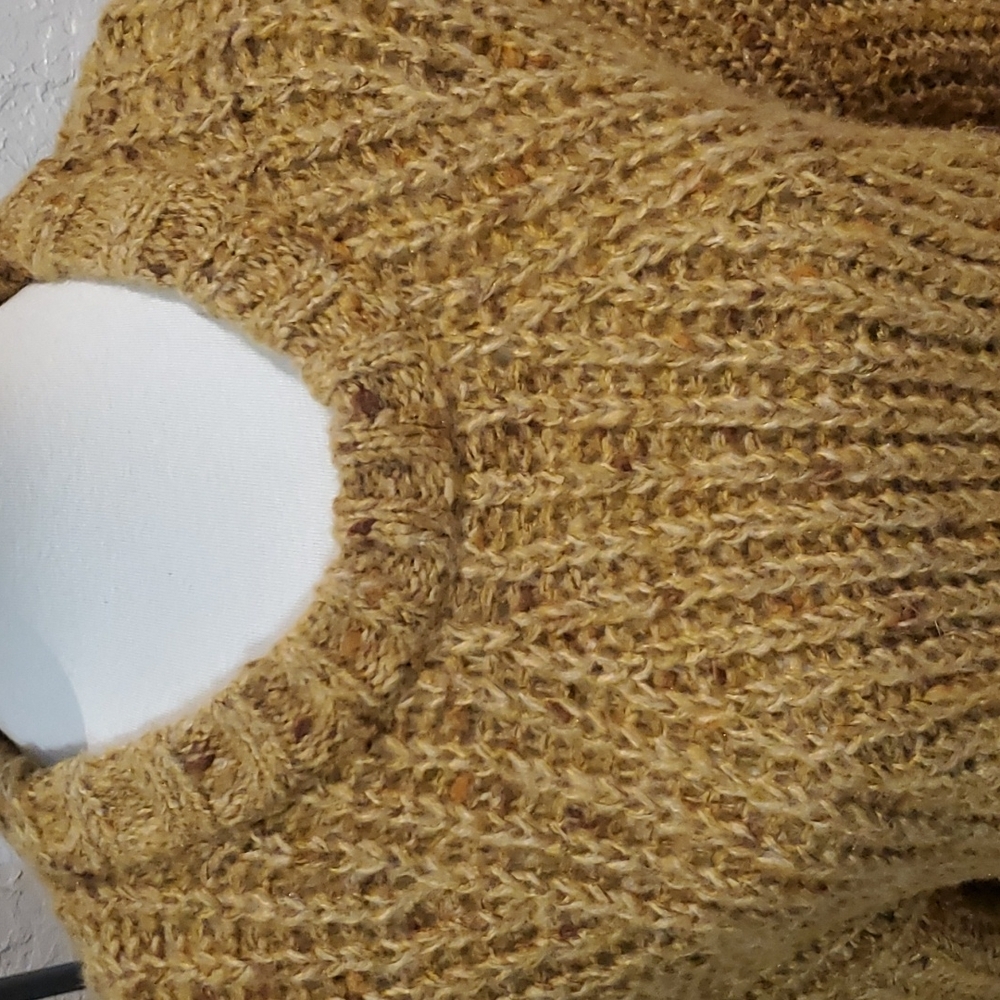 💞Universal Thread* Sweater - Picture 4 of 8